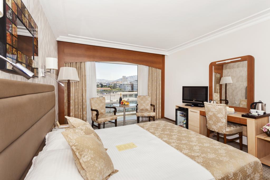 Izmir Palas Hotel Pokoj fotografie