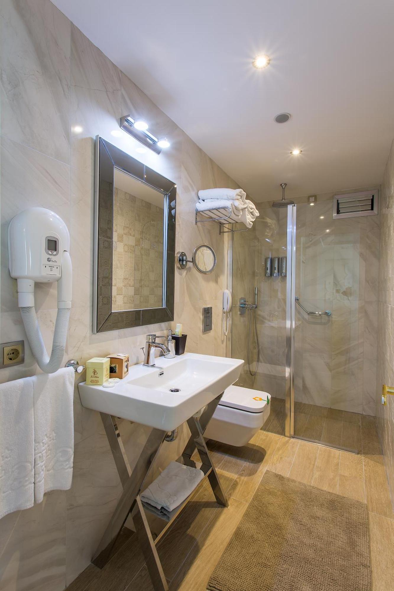 Izmir Palas Hotel Pokoj fotografie